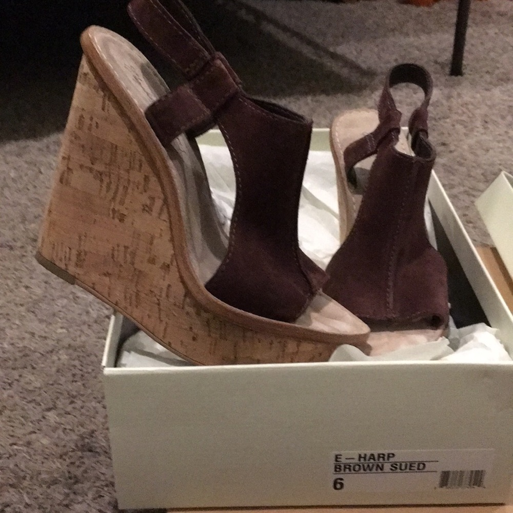 Elizabeth and James platform wedge sandal